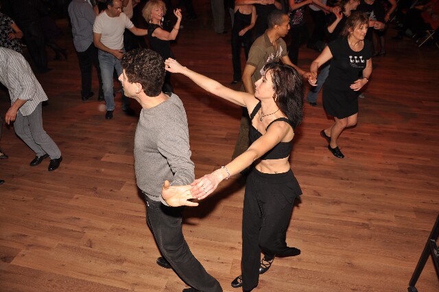 min 2009 01 25 station danse 094